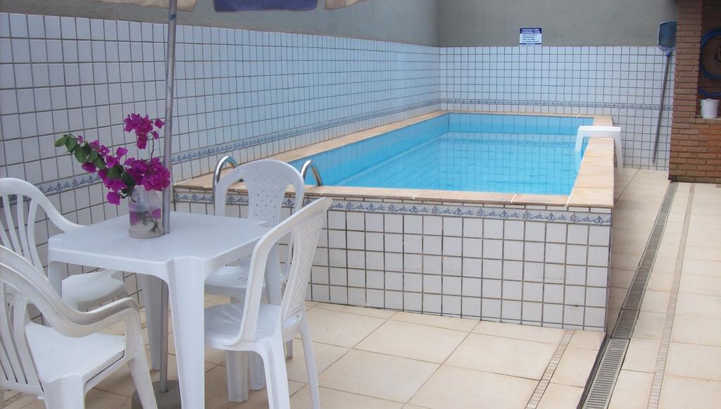 Sobrado Com Piscina Em Condomino Fechado A 150 M Da Praia Карагуататуба Номер фото